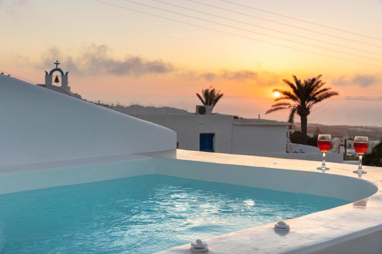 Sunborn Oia Suites ภายนอก รูปภาพ