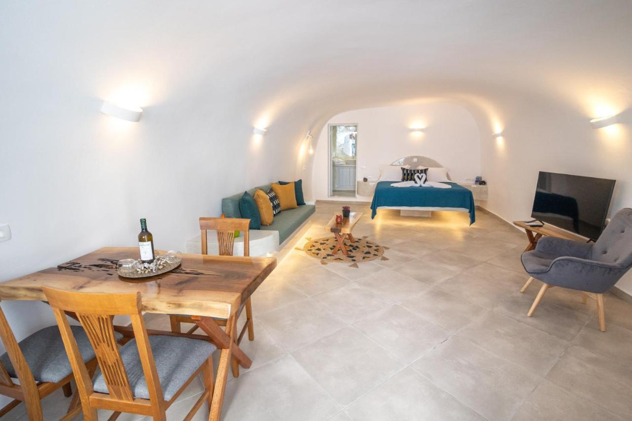 Sunborn Oia Suites ภายนอก รูปภาพ