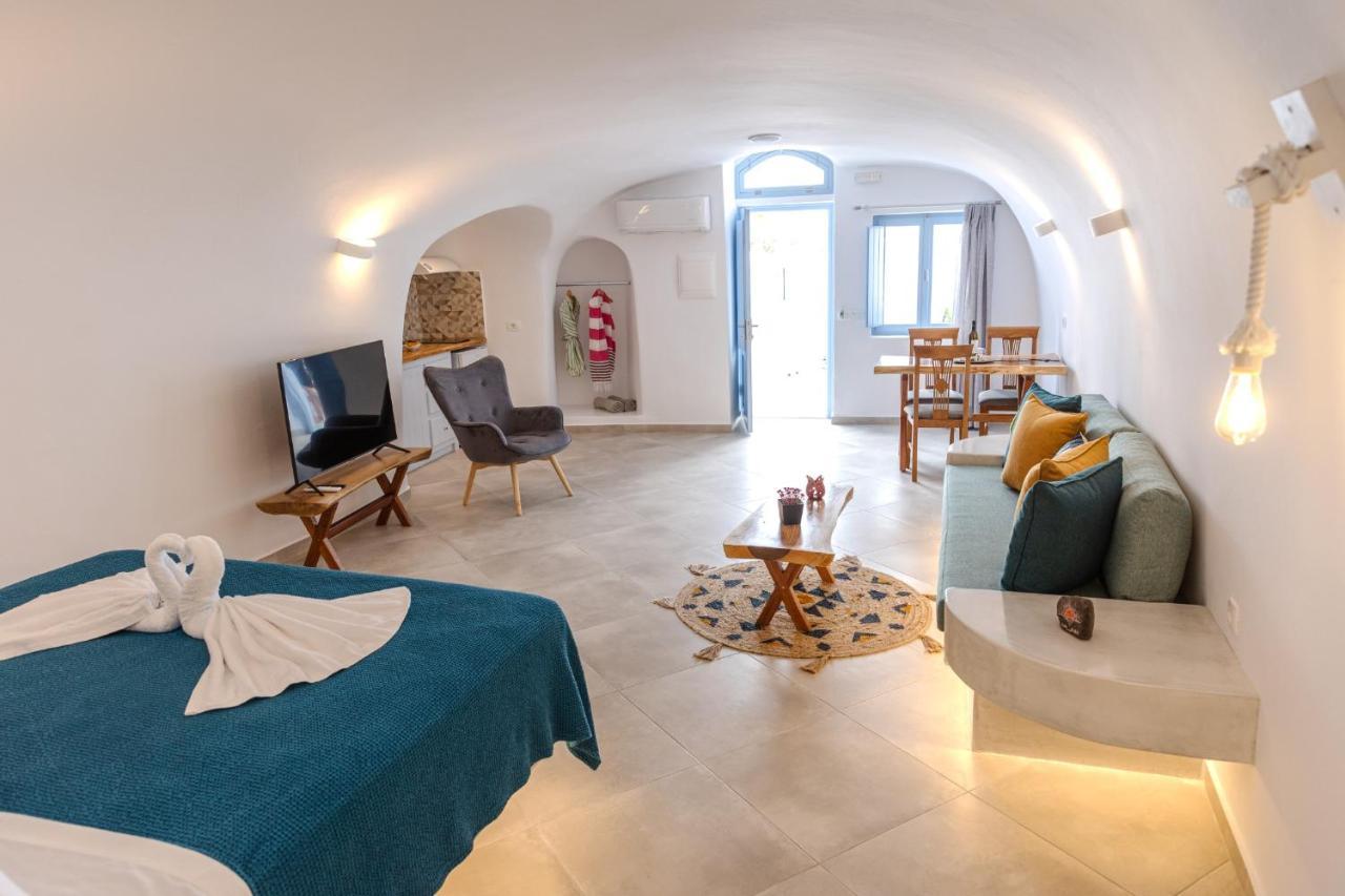 Sunborn Oia Suites ภายนอก รูปภาพ