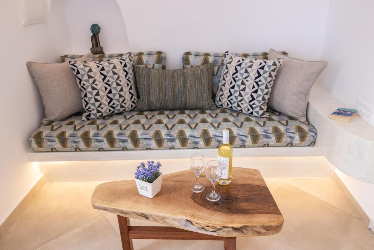 Sunborn Oia Suites ภายนอก รูปภาพ
