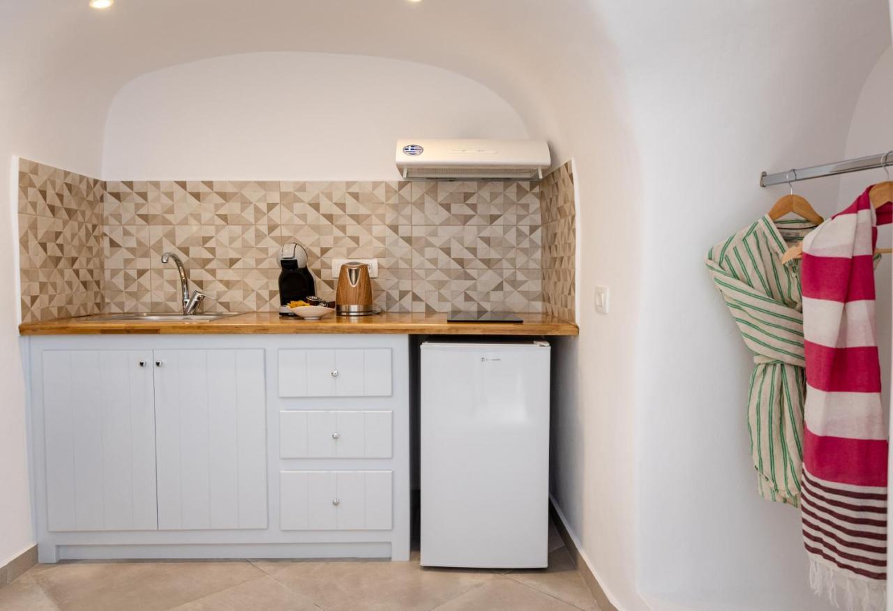 Sunborn Oia Suites ภายนอก รูปภาพ